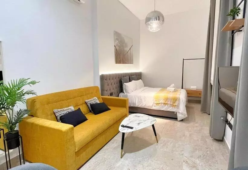 سوییت لوکس, Tennessee Urban Suites