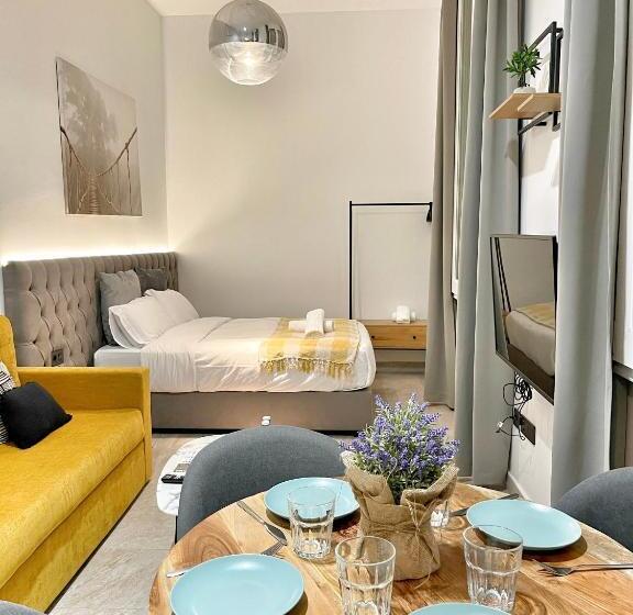 سوییت لوکس, Tennessee Urban Suites