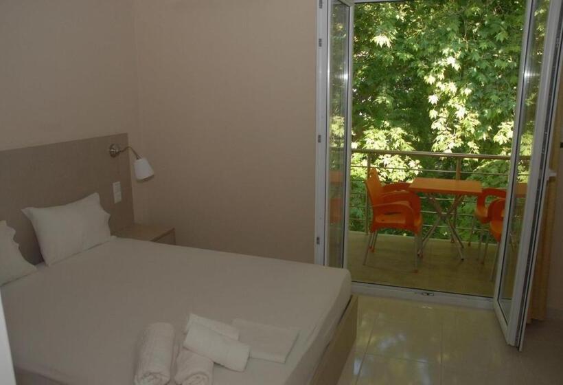 패밀리 룸, Eleni Kandilari Rooms