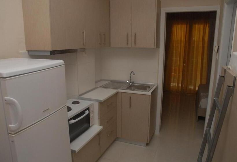 غرفة عائلية مطلّة علي البحر, Eleni Kandilari Rooms