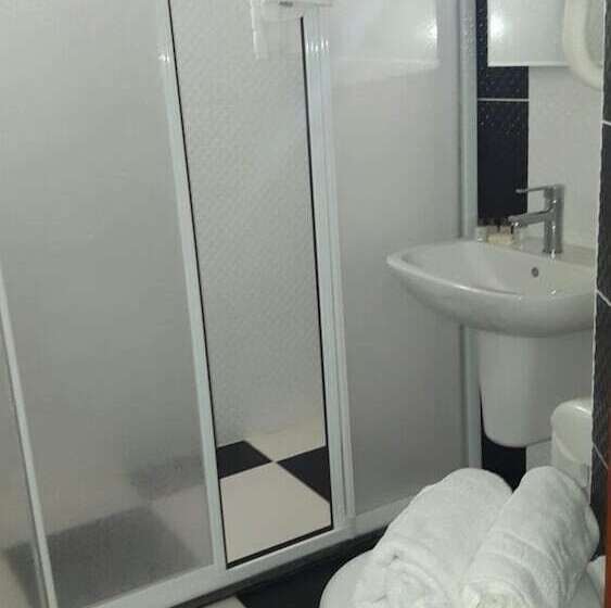 اتاق استاندارد سه نفره, Jasmin Blue Otel