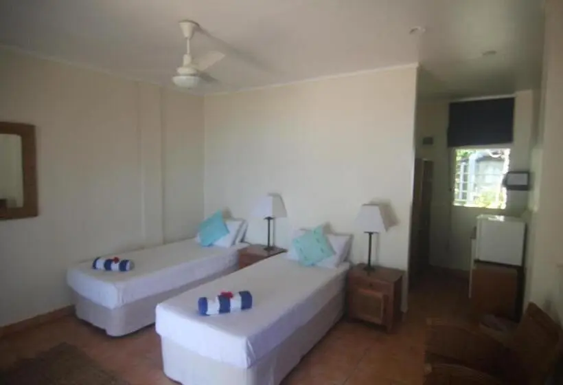 اتاق استاندارد با چشم‌انداز دریا, Tongan Beach Resort