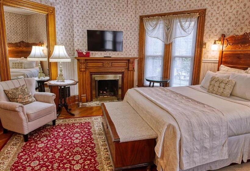 스탠다드 룸, Rockwell Falls Inn And Wine Bar