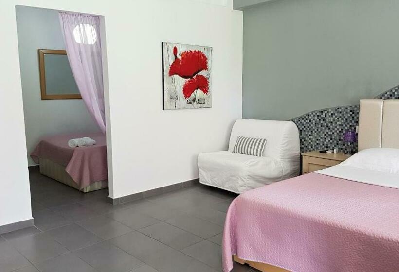 חדר משפחתי, Efrosini Hotel Apartments & Studios