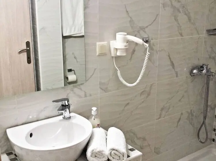 スーペリアスタジオ, Efrosini Hotel Apartments & Studios