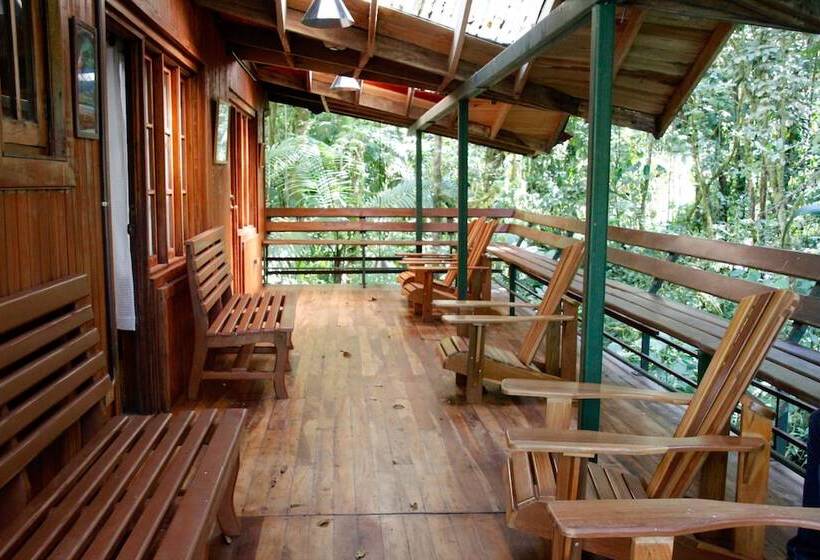 小室, Los Quetzales Ecolodge & Spa