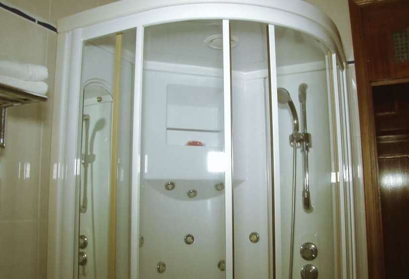 سوییت, Residencial Cosmos