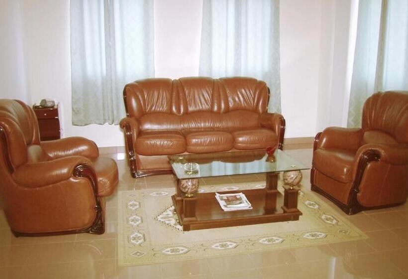 سوییت, Residencial Cosmos