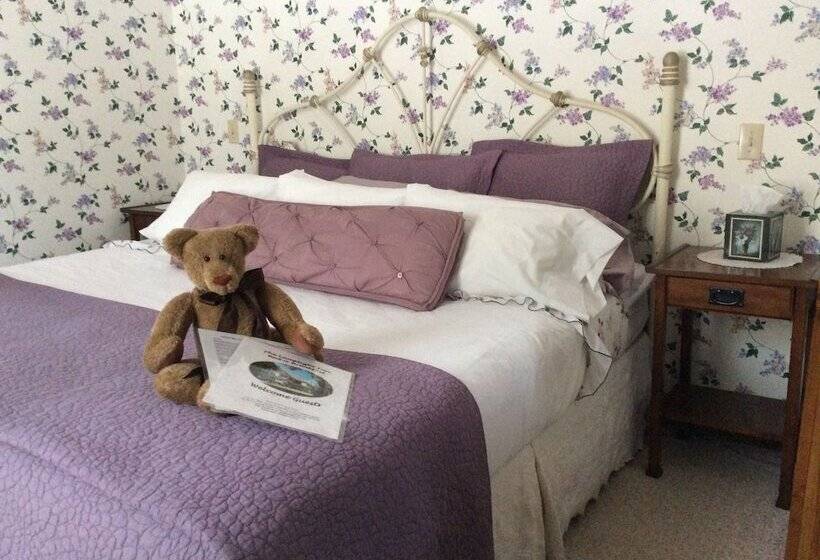 스탠다드 룸, Rockwell Falls Inn And Wine Bar