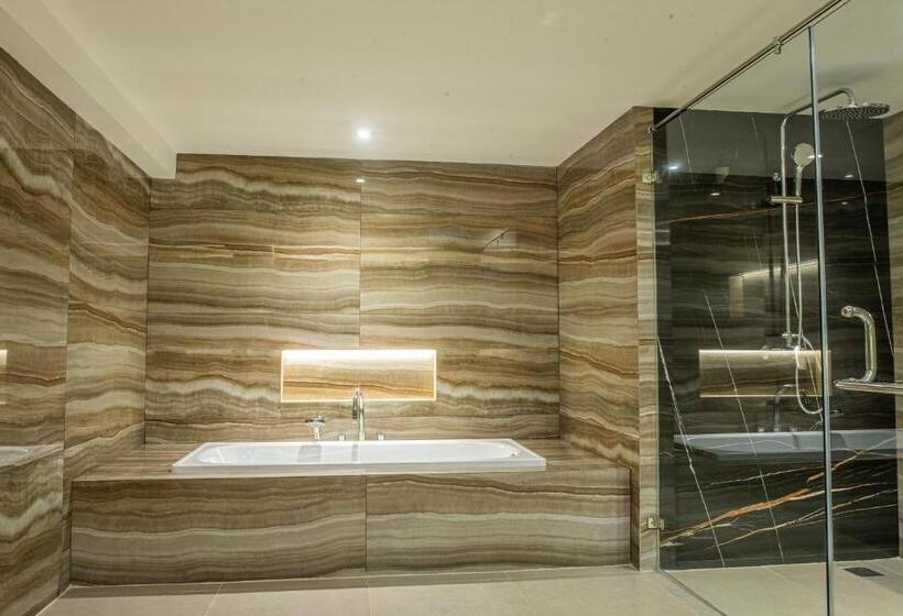 Президентский Люкс, Dream Of Aventus Hotel Kuta