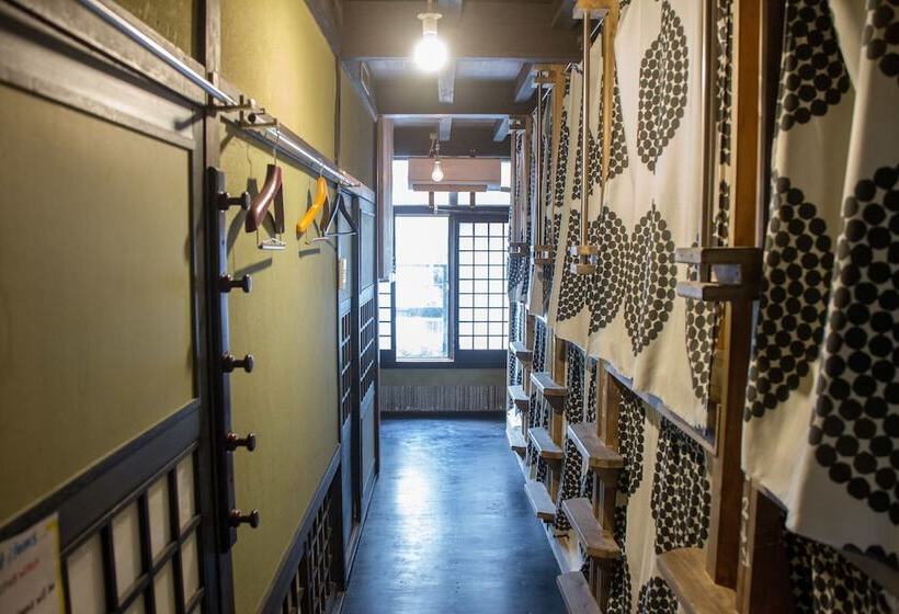 공동 객실, Hostel Nakamura Kobe