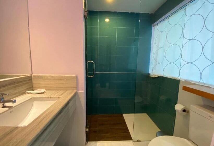 シティビューのスーペリアルーム, A Hotel Simply