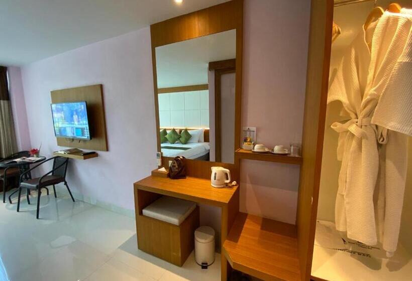 Номер Superior Вид на Город, A Hotel Simply