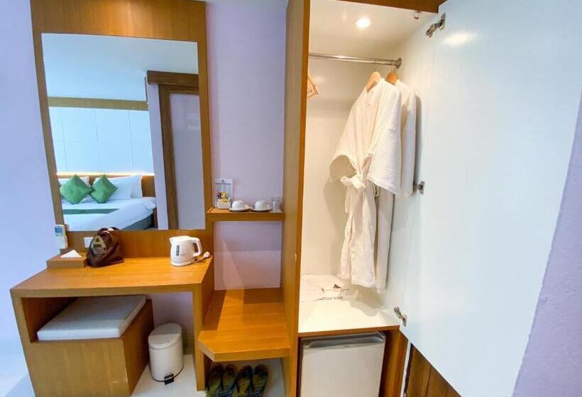 シティビューのスーペリアルーム, A Hotel Simply