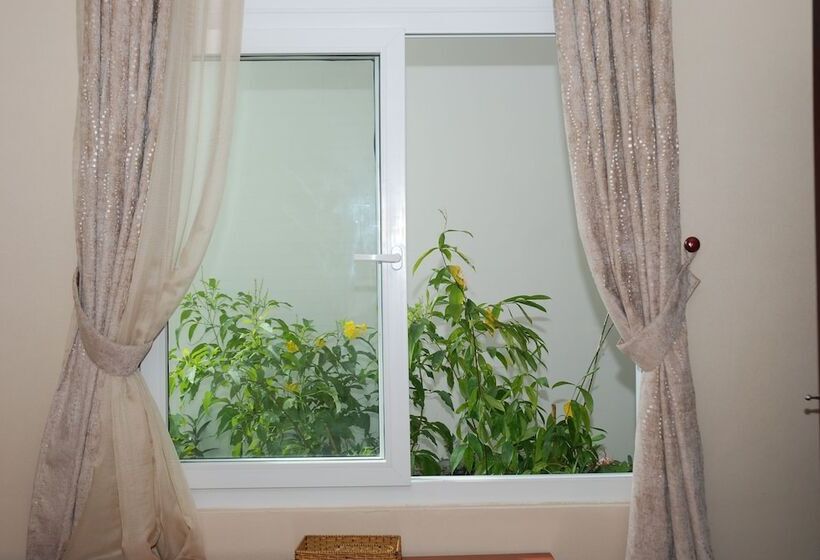 اتاق سوپریور با چشم‌انداز شهر, Anh Dao Mekong