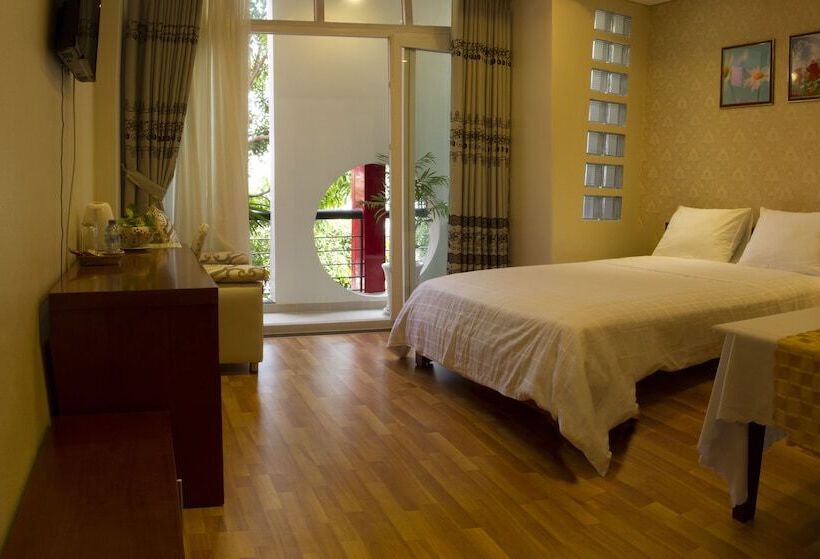 اتاق لوکس, Anh Dao Mekong