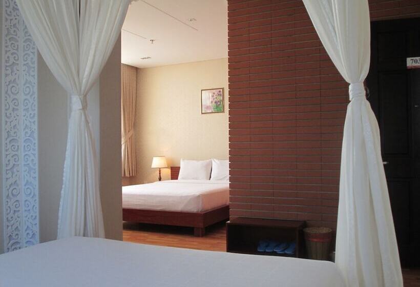 اتاق لوکس, Anh Dao Mekong