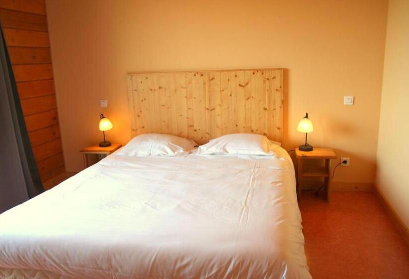 Номер Стандарт Трехместный, Hôtel Valery