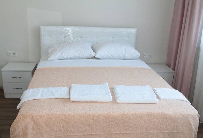 Quarto Comfort, Life