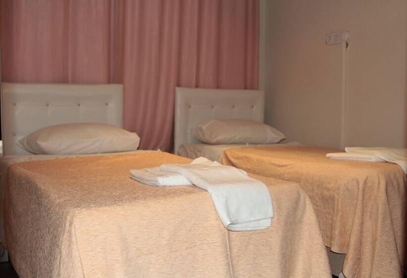 Quarto Comfort, Life