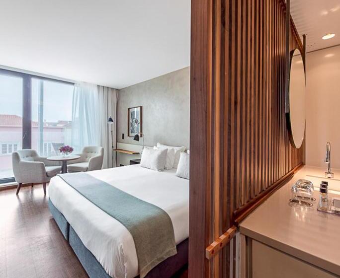 اتاق لوکس با بالکن, Lux Lisboa Park