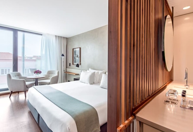 اتاق لوکس با بالکن, Lux Lisboa Park