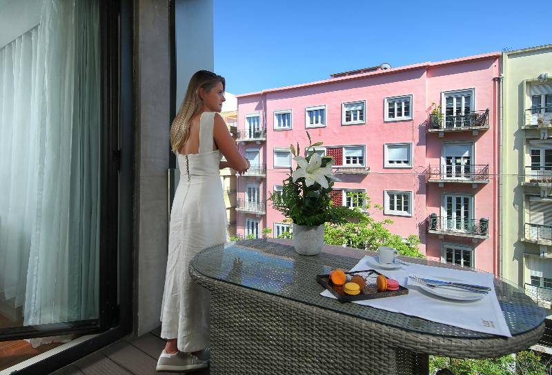 اتاق لوکس با بالکن, Lux Lisboa Park