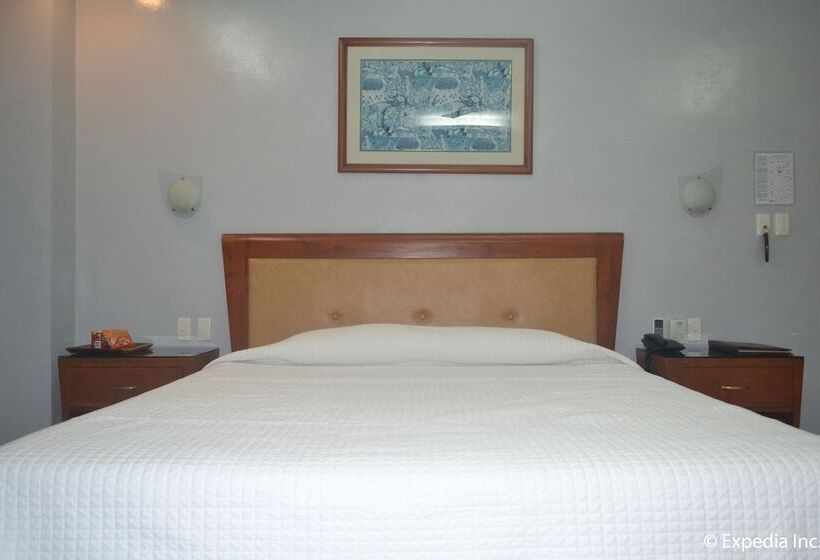标准间带游泳池, Pacific Breeze Hotel And Resort