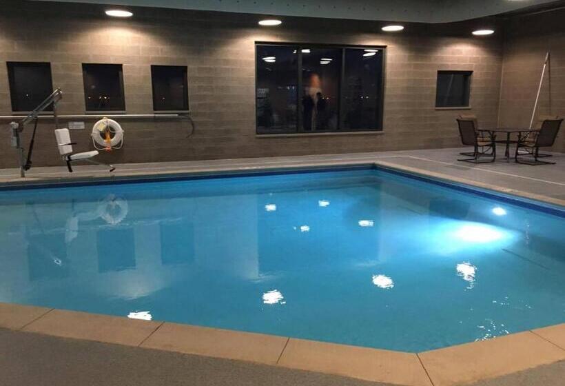 带大床的套房, Pier B Resort