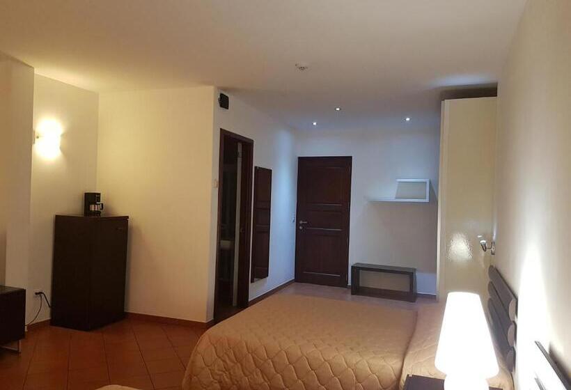 اتاق استاندارد با 2 تخت دوبل, Rdg