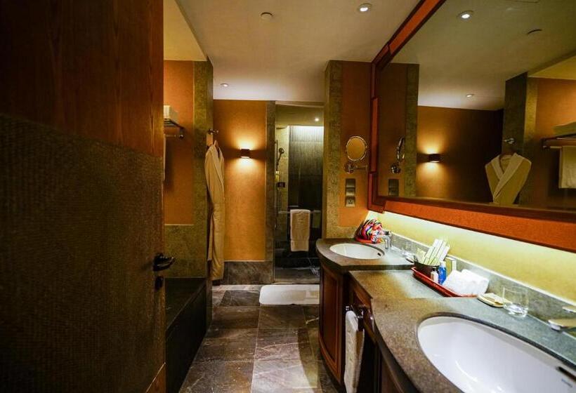 جناح إدارى, Shangrila Resort Shangrila