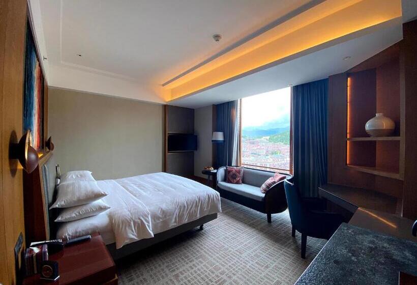 غرفة ديلوكس مطلّة علي الحديقة, Shangrila Resort Shangrila