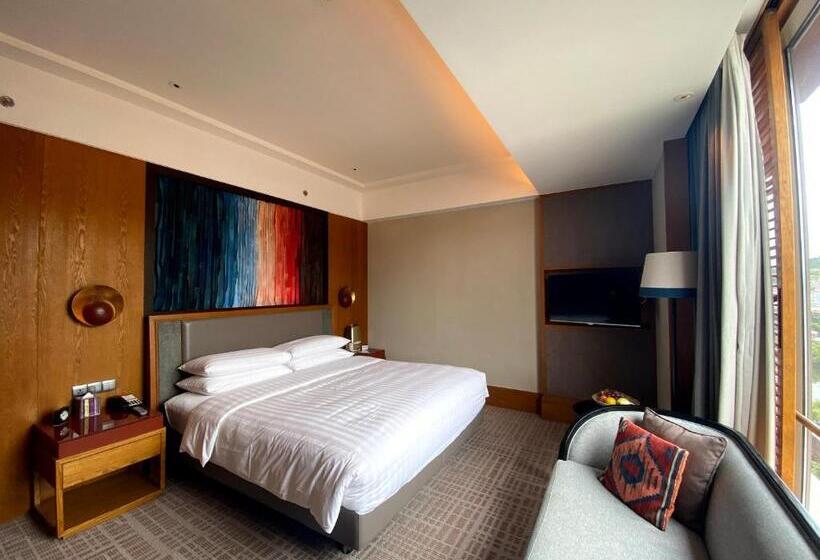 غرفة ديلوكس مطلّة علي الحديقة, Shangrila Resort Shangrila