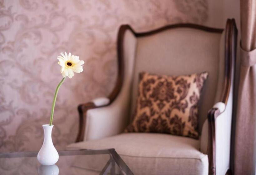 디럭스 룸, The Visala Boutique Suites Seminyak