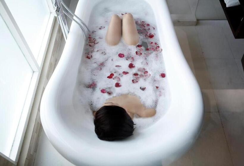 سوییت خانوادگی, The Visala Boutique Suites Seminyak