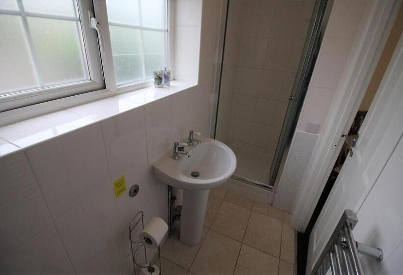 エコノミールーム, The White Hart