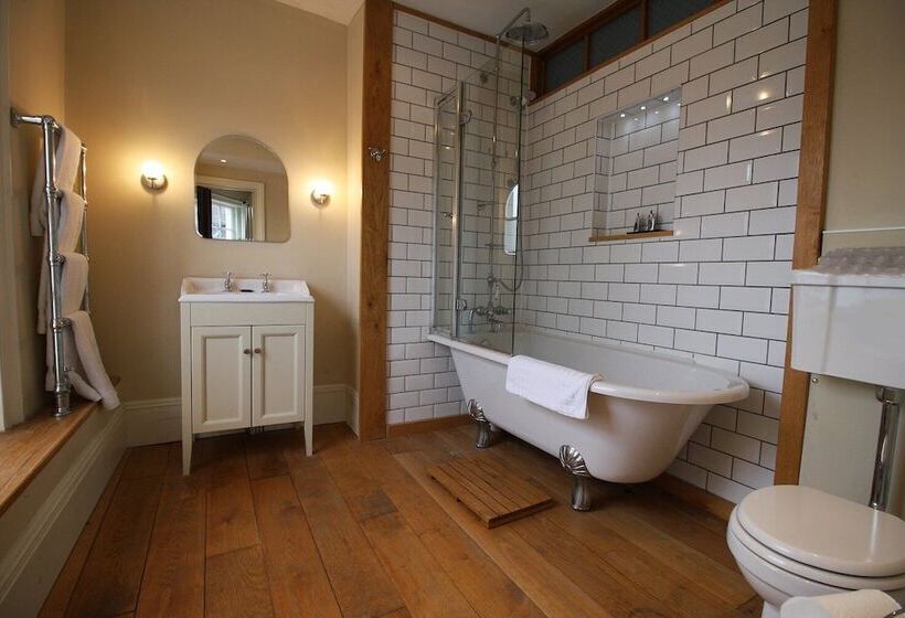 スタンダードルーム, The White Hart