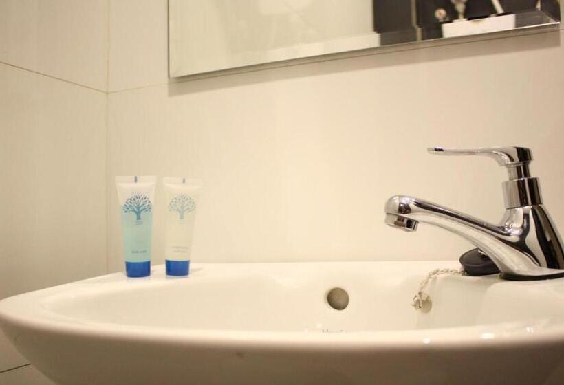 ファミリールーム, Vio