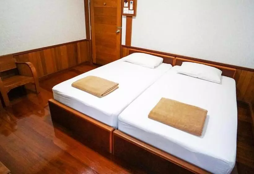 ベーシックルーム, Baan Siriporn Resort โรงแรมบ้านศิริพร รีสอร์ท
