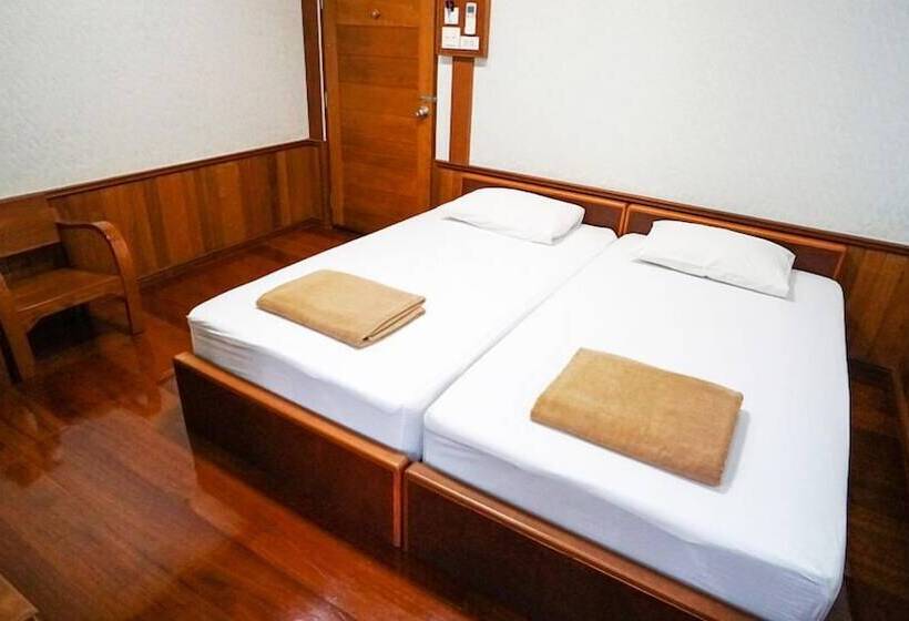 Номер Basic, Baan Siriporn Resort   โรงแรมบ้านศิริพร รีสอร์ท
