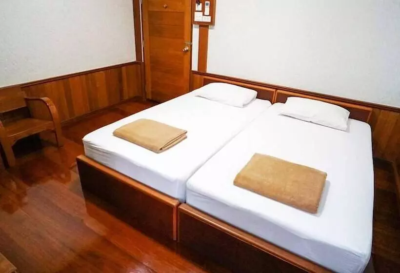 ベーシックルーム, Baan Siriporn Resort โรงแรมบ้านศิริพร รีสอร์ท