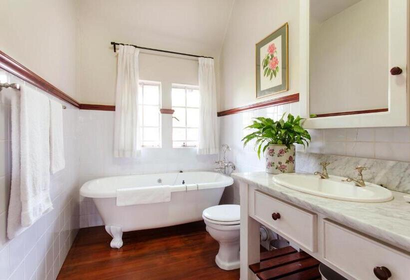 חדר משפחתי נוף לגינה, Brooklyn Manor