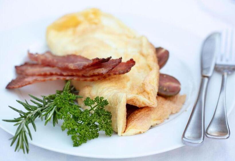 חדר משפחתי נוף לבריכה, Brooklyn Manor