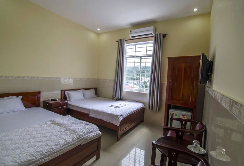اتاق استاندارد سه نفره, Kim Hồng Nhật Guest House
