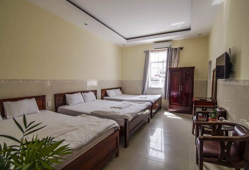 اتاق خانوادگی, Kim Hồng Nhật Guest House
