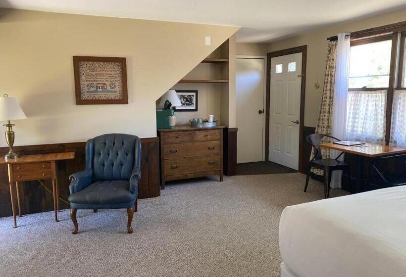 Номер Deluxe Кровать Кинг, The Wildflower Inn