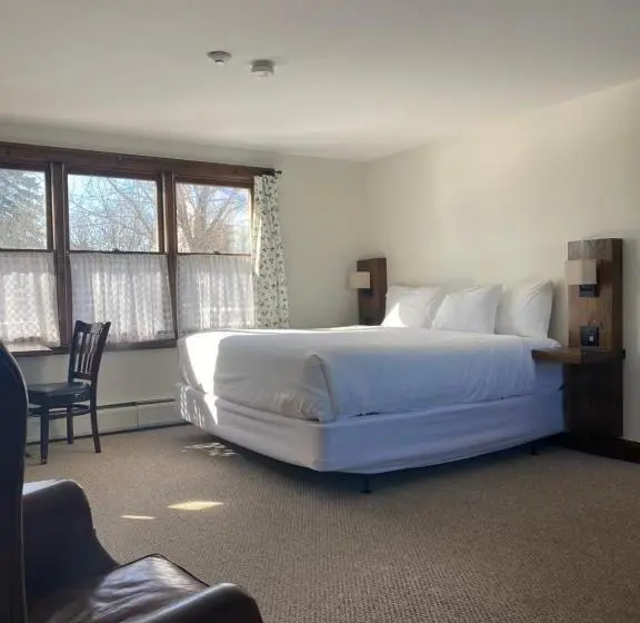 Deluxe-huone King-vuode, The Wildflower Inn