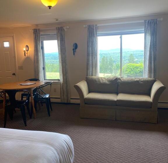 غرفة ديلوكس رباعية, The Wildflower Inn