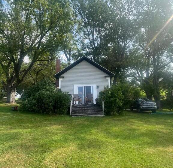 غرفة قياسية سرير كينج, The Wildflower Inn