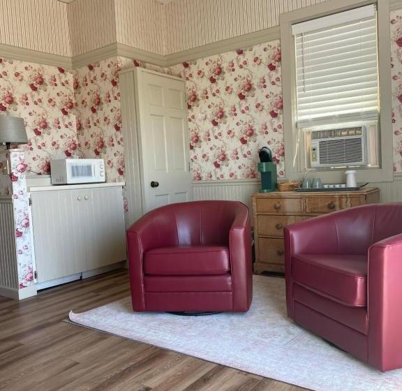 غرفة قياسية سرير كينج, The Wildflower Inn